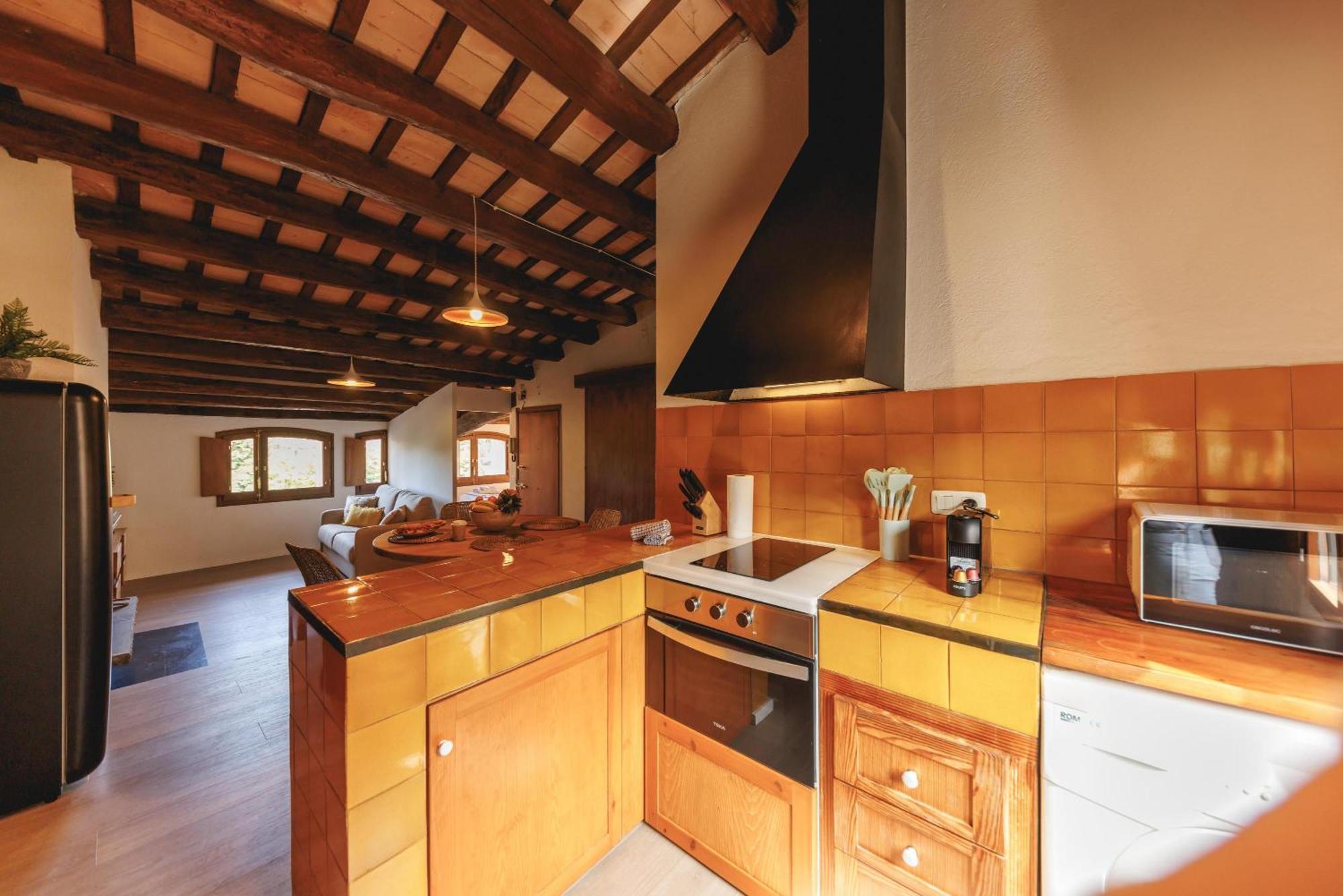 Bravissimo Calderes El Bou, With River View Apartment *